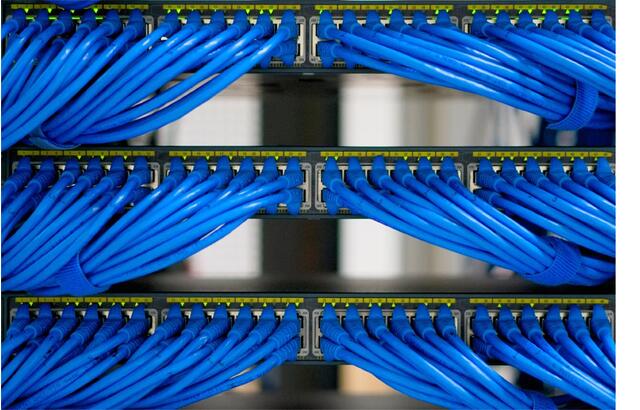 Kat 7 kabel er mye brukt i installasjoner hvor kravet til dataovterføringshastighet er høyt